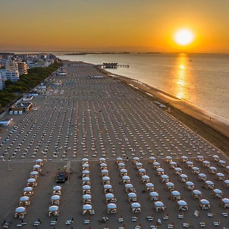 Villa Beethoven Lignano Sabbiadoro Kültér fotó