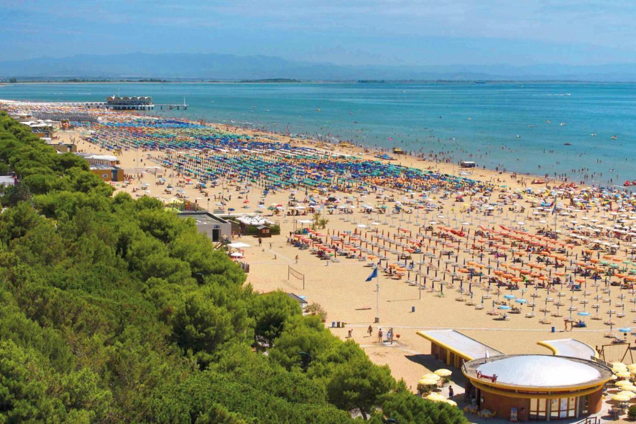 Villa Beethoven Lignano Sabbiadoro Kültér fotó